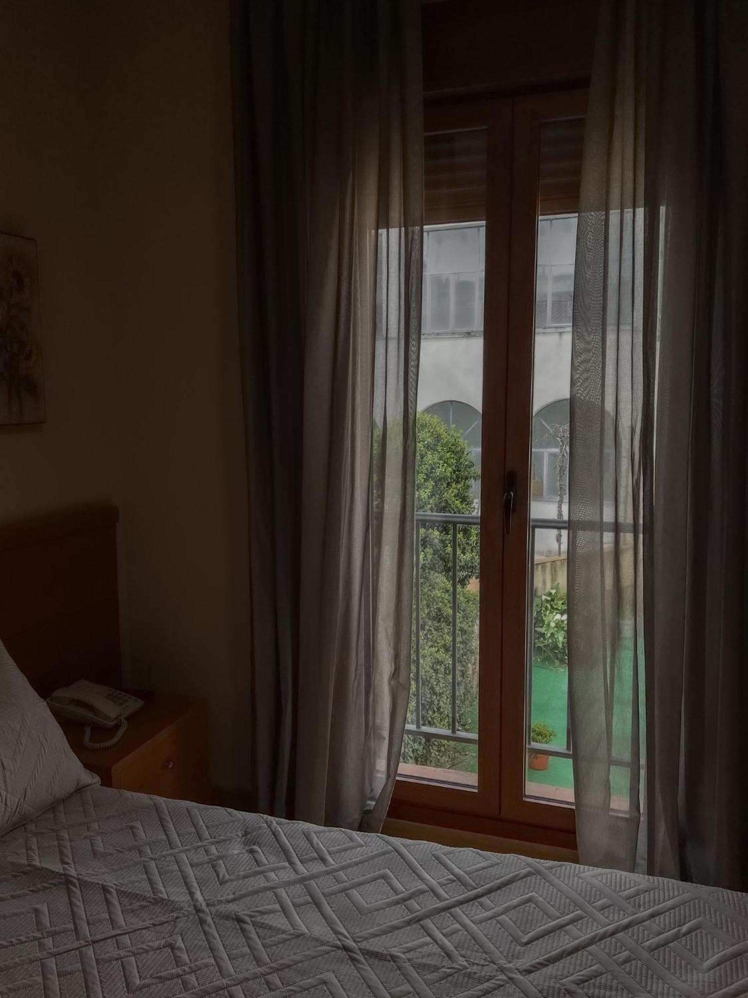 Hotel Castilla Caceres Luaran gambar